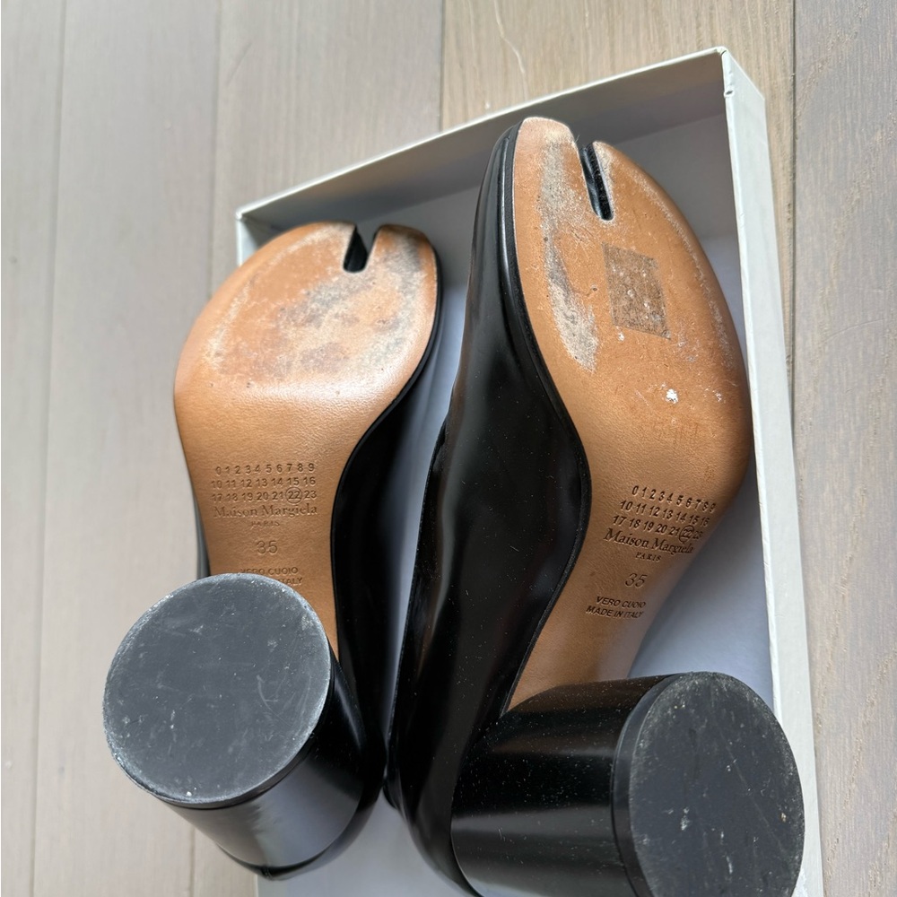 Maison Martin Margiela Black Tabi 80mm Mary Jane pumps - Picture 4 of 9